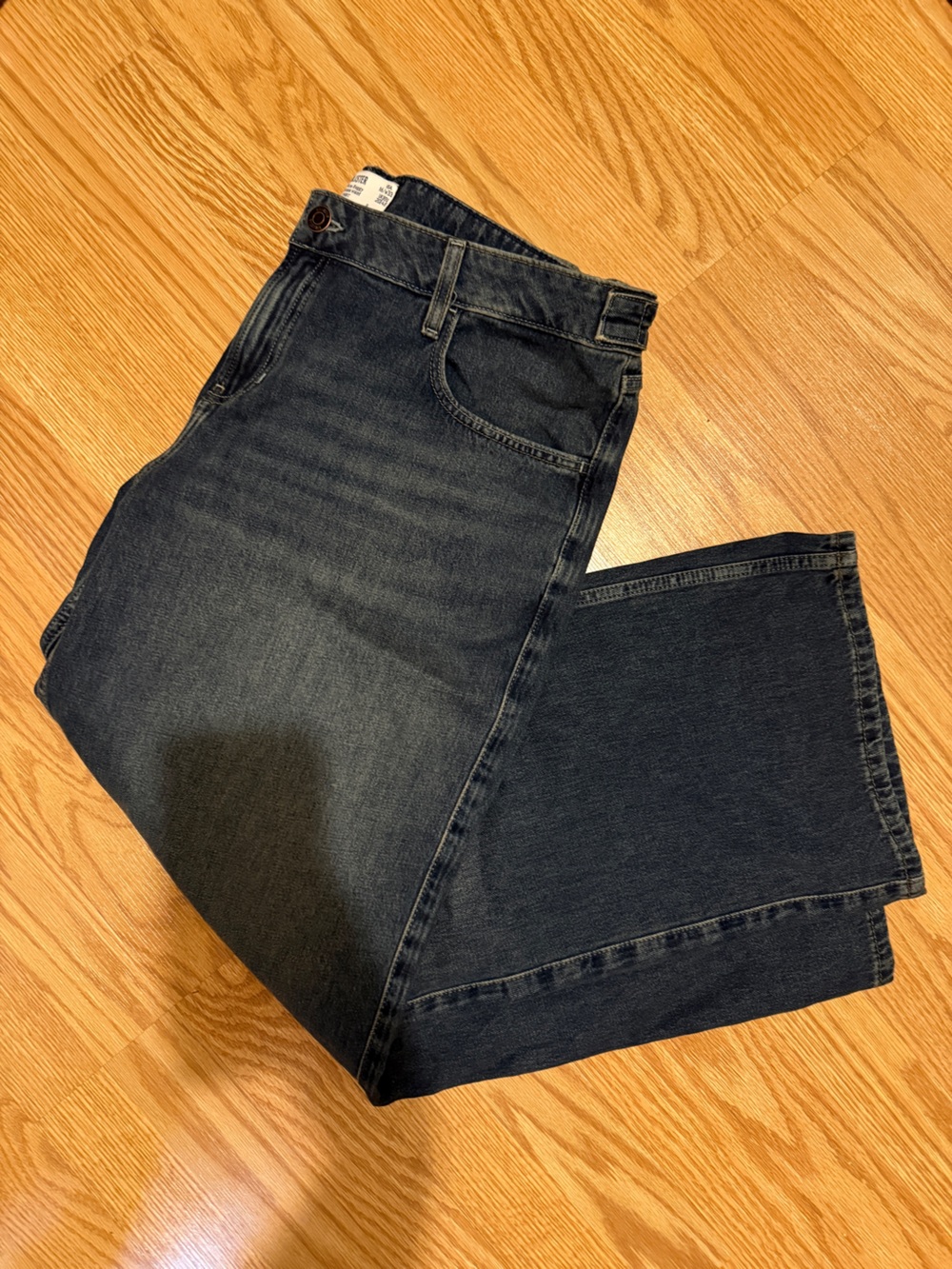 Hollister Low Rise Baggy Jeans